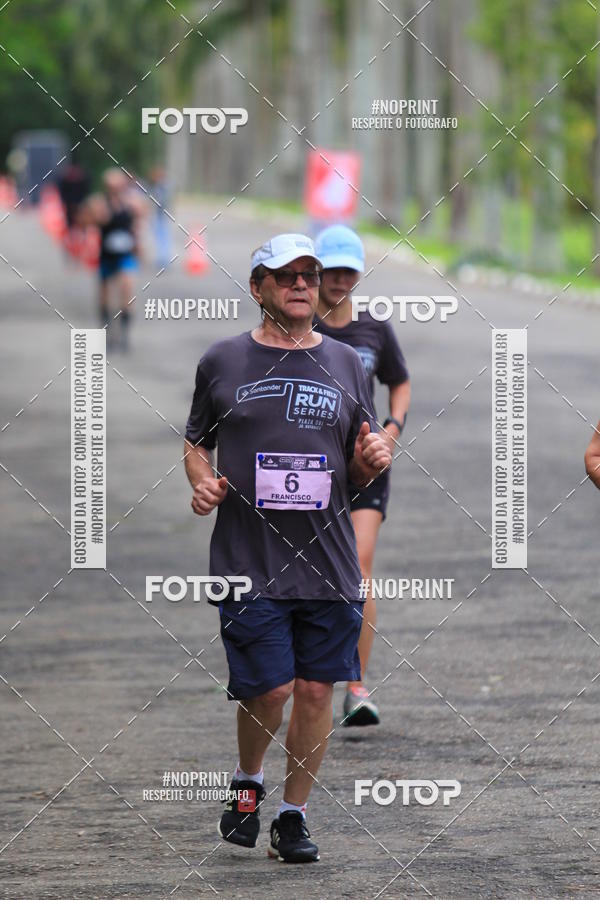 Buy your photos of the eventSantander Track & Field Run Series - Plaza Sul - Jardim Bot�nico on Fotop