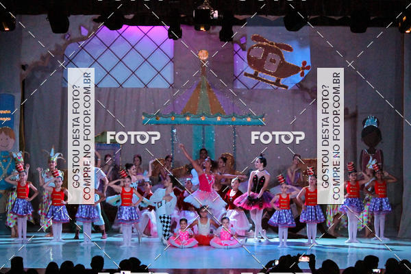 Buy your photos of the eventEspetculo  A fbrica de brinquedos   Ballet Espao de dana Carla Coyado on Fotop