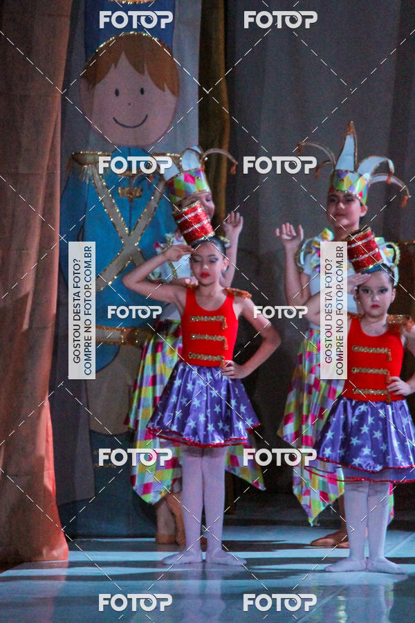 Buy your photos of the eventEspetculo  A fbrica de brinquedos   Ballet Espao de dana Carla Coyado on Fotop