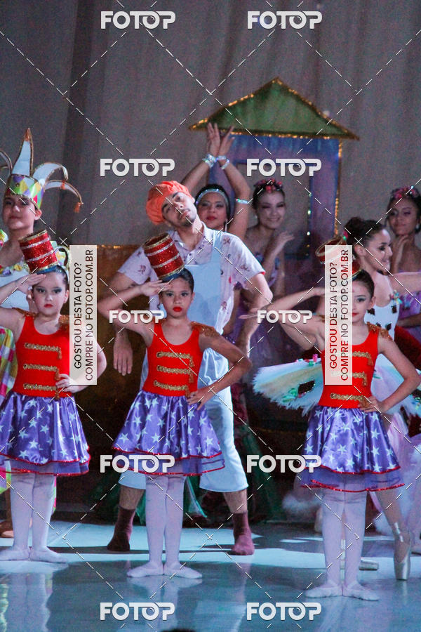 Buy your photos of the eventEspetculo  A fbrica de brinquedos   Ballet Espao de dana Carla Coyado on Fotop