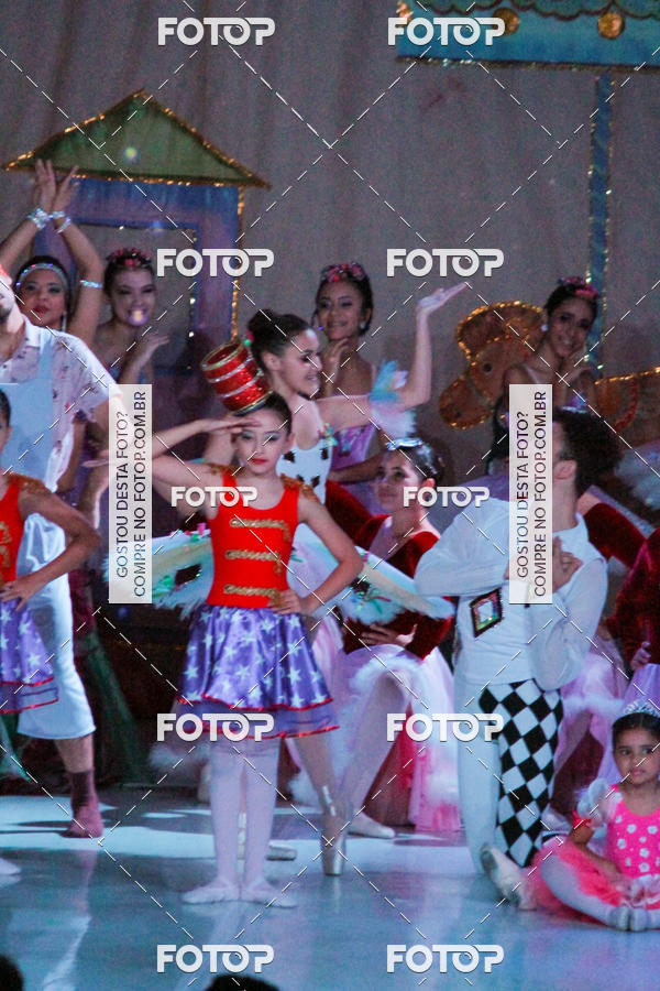 Buy your photos of the eventEspetculo  A fbrica de brinquedos   Ballet Espao de dana Carla Coyado on Fotop