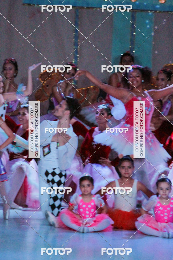 Buy your photos of the eventEspetculo  A fbrica de brinquedos   Ballet Espao de dana Carla Coyado on Fotop