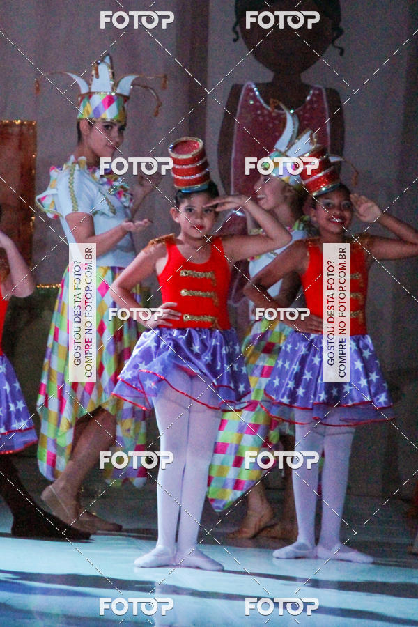 Buy your photos of the eventEspetculo  A fbrica de brinquedos   Ballet Espao de dana Carla Coyado on Fotop