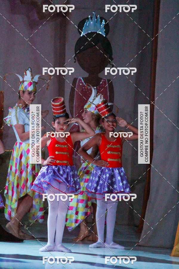 Buy your photos of the eventEspetculo  A fbrica de brinquedos   Ballet Espao de dana Carla Coyado on Fotop