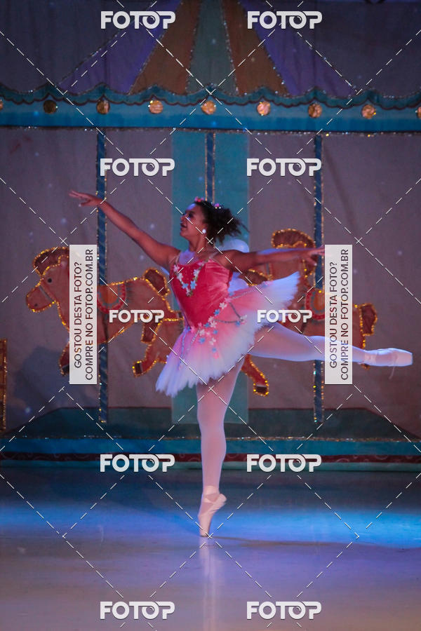 Buy your photos of the eventEspetculo  A fbrica de brinquedos   Ballet Espao de dana Carla Coyado on Fotop