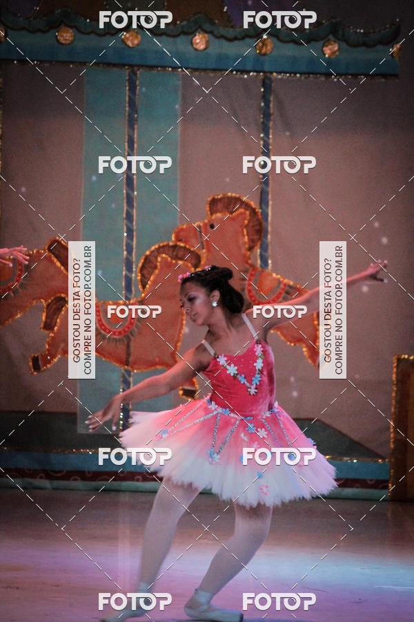 Buy your photos of the eventEspetculo  A fbrica de brinquedos   Ballet Espao de dana Carla Coyado on Fotop