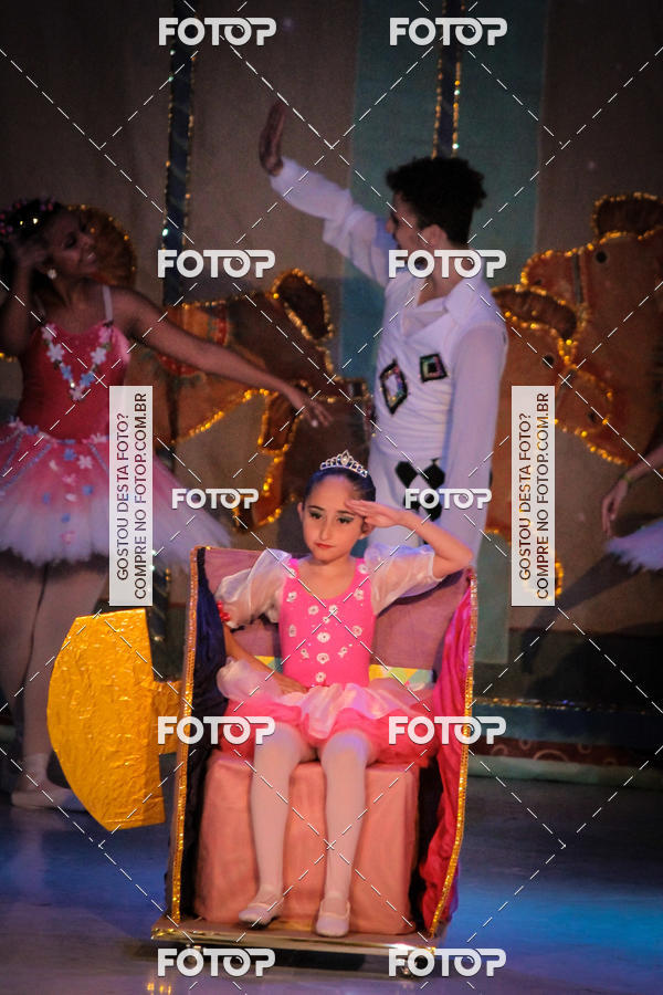 Buy your photos of the eventEspetculo  A fbrica de brinquedos   Ballet Espao de dana Carla Coyado on Fotop