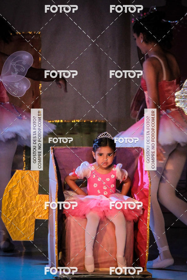 Buy your photos of the eventEspetculo  A fbrica de brinquedos   Ballet Espao de dana Carla Coyado on Fotop
