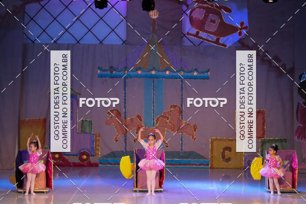 Buy your photos of the eventEspetculo  A fbrica de brinquedos   Ballet Espao de dana Carla Coyado on Fotop