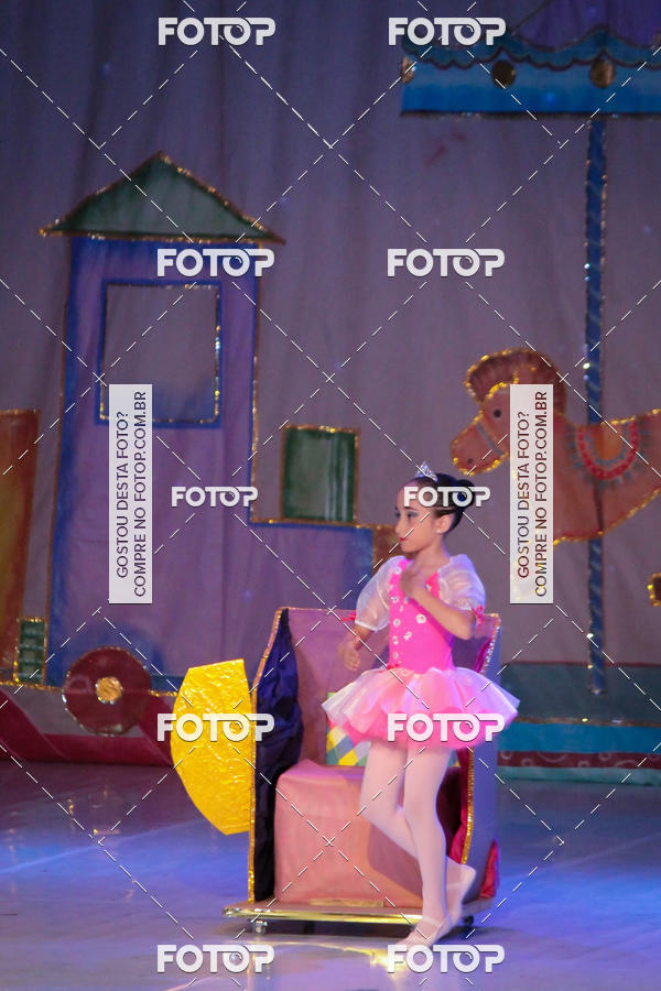 Buy your photos of the eventEspetculo  A fbrica de brinquedos   Ballet Espao de dana Carla Coyado on Fotop