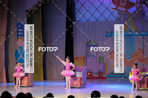 Buy your photos of the eventEspetculo  A fbrica de brinquedos   Ballet Espao de dana Carla Coyado on Fotop
