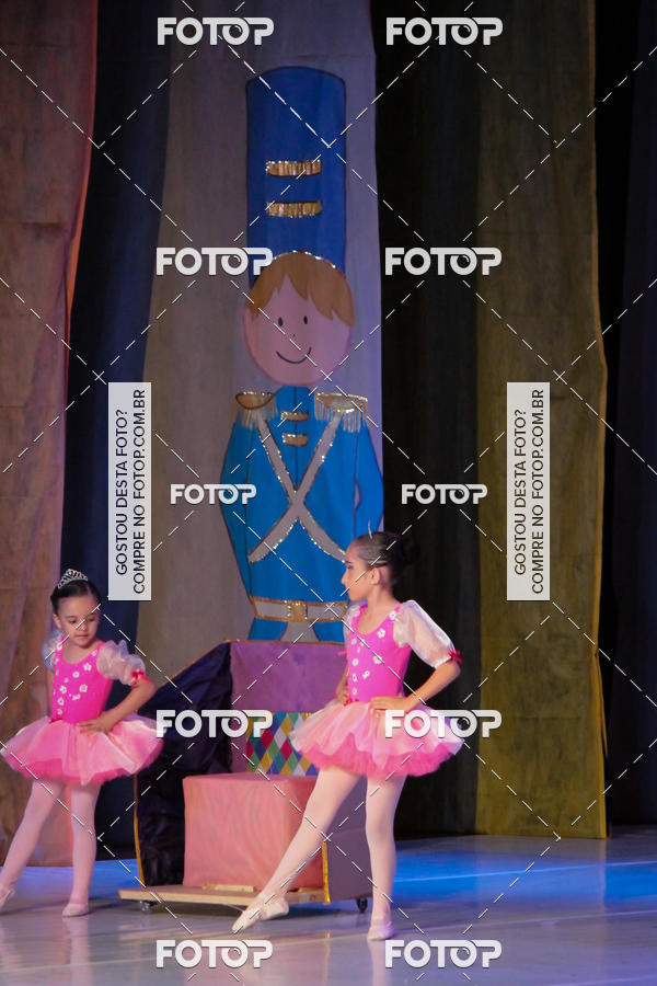 Buy your photos of the eventEspetculo  A fbrica de brinquedos   Ballet Espao de dana Carla Coyado on Fotop