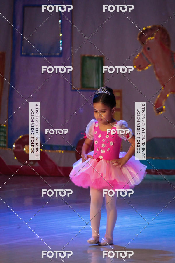 Buy your photos of the eventEspetculo  A fbrica de brinquedos   Ballet Espao de dana Carla Coyado on Fotop