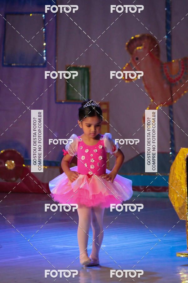 Buy your photos of the eventEspetculo  A fbrica de brinquedos   Ballet Espao de dana Carla Coyado on Fotop