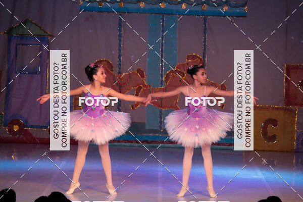 Buy your photos of the eventEspetculo  A fbrica de brinquedos   Ballet Espao de dana Carla Coyado on Fotop