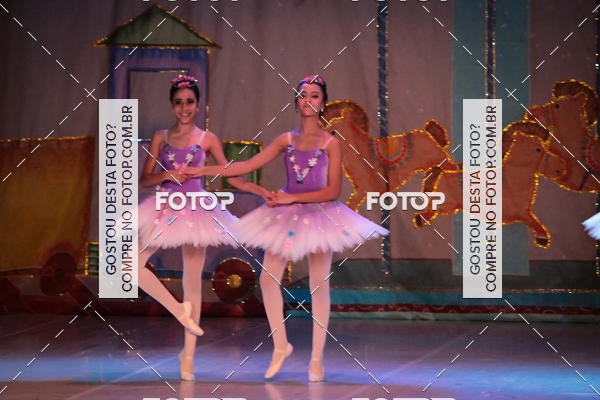Buy your photos of the eventEspetculo  A fbrica de brinquedos   Ballet Espao de dana Carla Coyado on Fotop