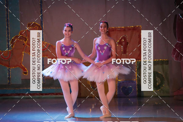 Buy your photos of the eventEspetculo  A fbrica de brinquedos   Ballet Espao de dana Carla Coyado on Fotop
