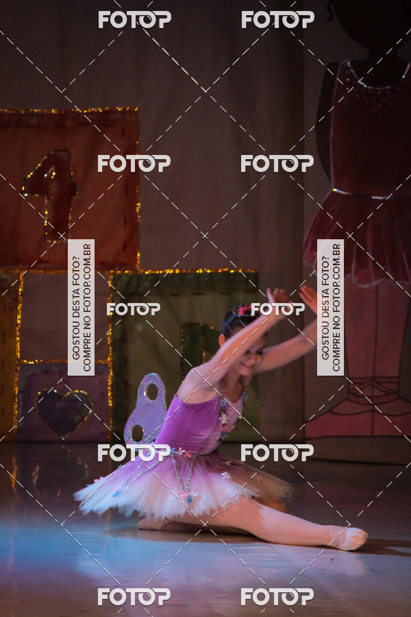 Buy your photos of the eventEspetculo  A fbrica de brinquedos   Ballet Espao de dana Carla Coyado on Fotop