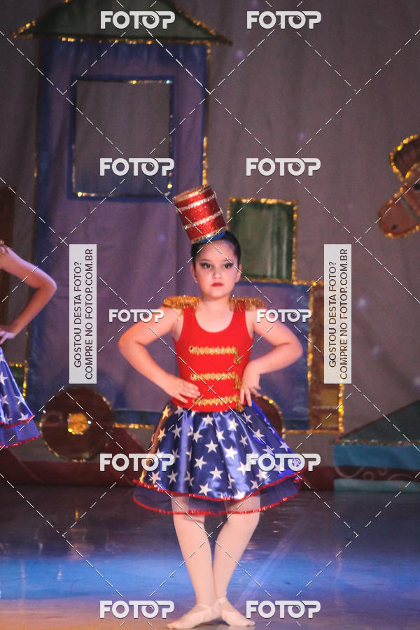 Buy your photos of the eventEspetculo  A fbrica de brinquedos   Ballet Espao de dana Carla Coyado on Fotop