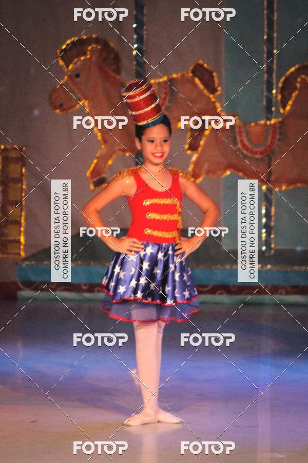 Buy your photos of the eventEspetculo  A fbrica de brinquedos   Ballet Espao de dana Carla Coyado on Fotop