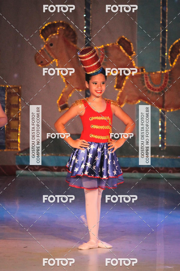 Buy your photos of the eventEspetculo  A fbrica de brinquedos   Ballet Espao de dana Carla Coyado on Fotop