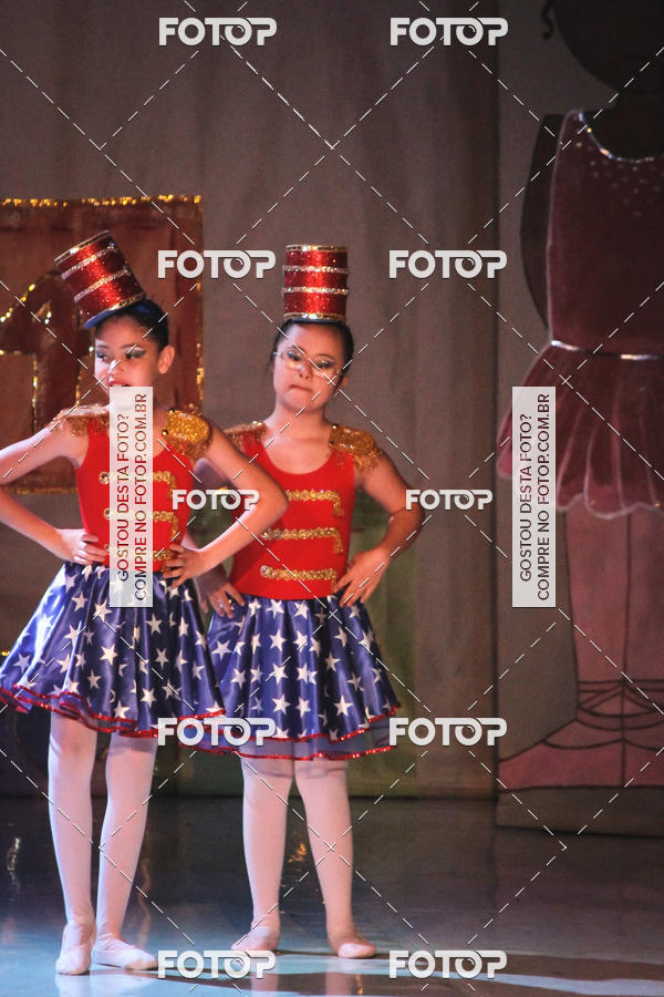 Buy your photos of the eventEspetculo  A fbrica de brinquedos   Ballet Espao de dana Carla Coyado on Fotop