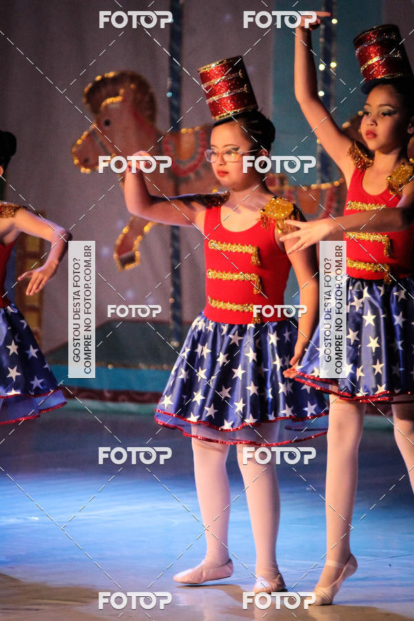 Buy your photos of the eventEspetculo  A fbrica de brinquedos   Ballet Espao de dana Carla Coyado on Fotop