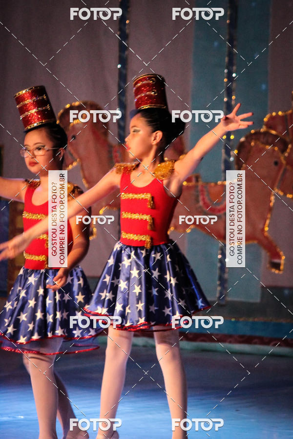 Buy your photos of the eventEspetculo  A fbrica de brinquedos   Ballet Espao de dana Carla Coyado on Fotop