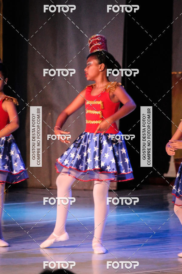 Buy your photos of the eventEspetculo  A fbrica de brinquedos   Ballet Espao de dana Carla Coyado on Fotop