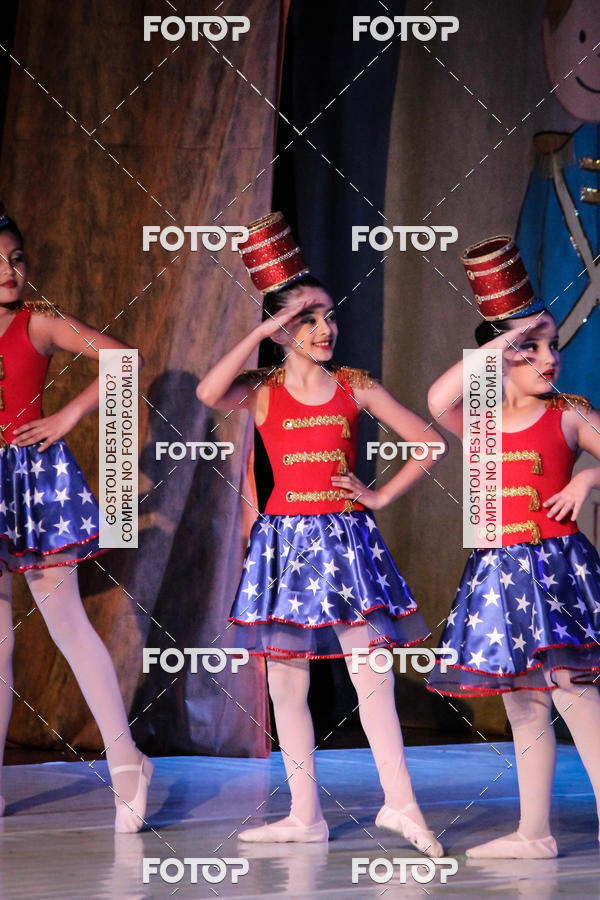 Buy your photos of the eventEspetculo  A fbrica de brinquedos   Ballet Espao de dana Carla Coyado on Fotop