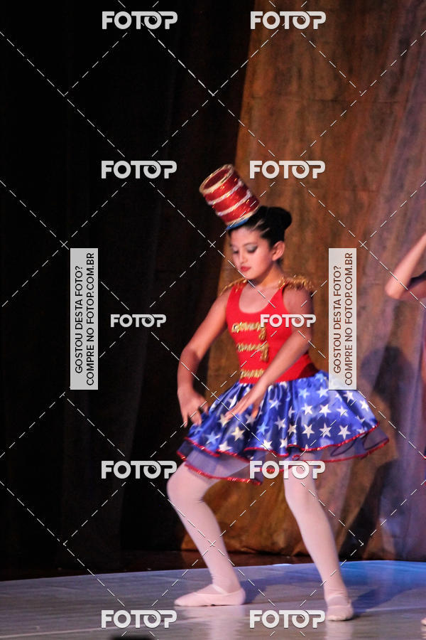 Buy your photos of the eventEspetculo  A fbrica de brinquedos   Ballet Espao de dana Carla Coyado on Fotop
