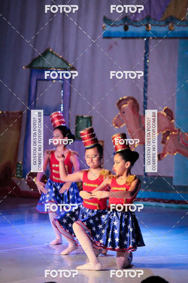 Buy your photos of the eventEspetculo  A fbrica de brinquedos   Ballet Espao de dana Carla Coyado on Fotop