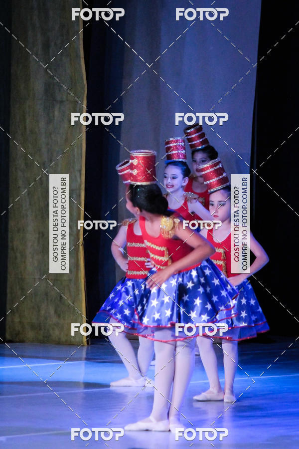 Buy your photos of the eventEspetculo  A fbrica de brinquedos   Ballet Espao de dana Carla Coyado on Fotop