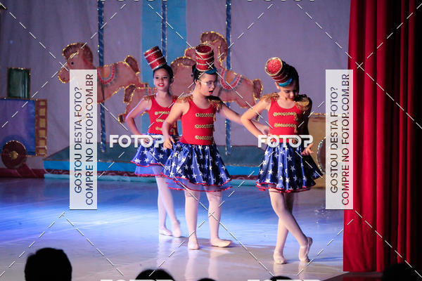 Buy your photos of the eventEspetculo  A fbrica de brinquedos   Ballet Espao de dana Carla Coyado on Fotop