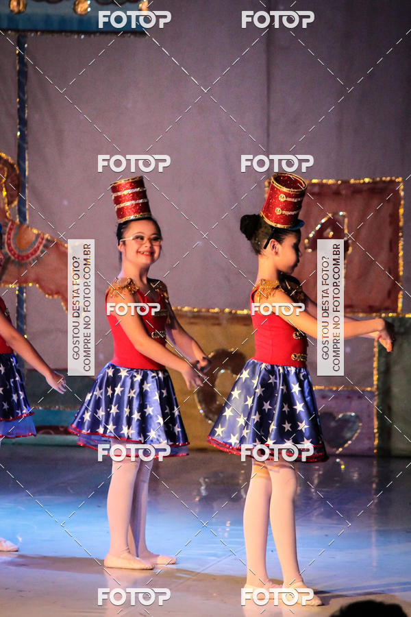 Buy your photos of the eventEspetculo  A fbrica de brinquedos   Ballet Espao de dana Carla Coyado on Fotop