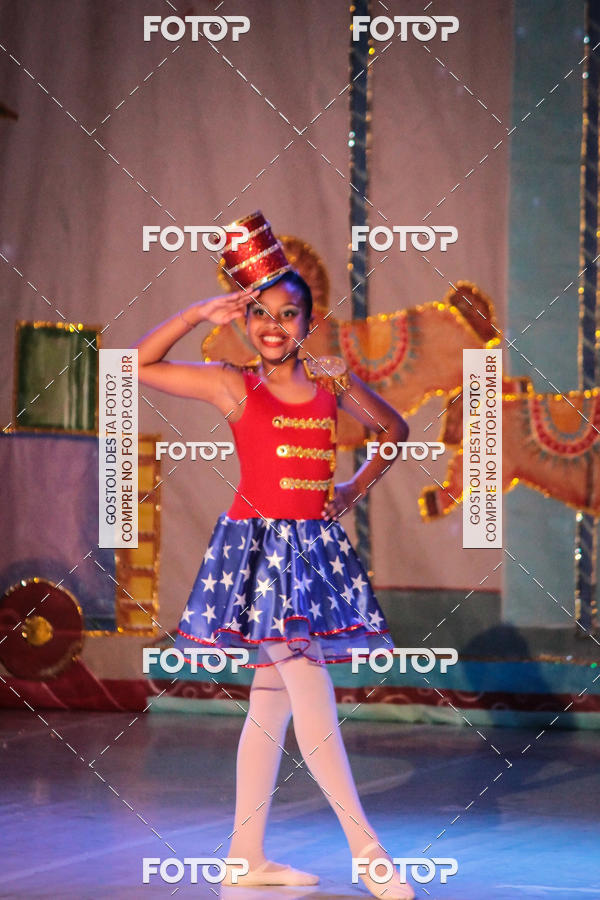 Buy your photos of the eventEspetculo  A fbrica de brinquedos   Ballet Espao de dana Carla Coyado on Fotop