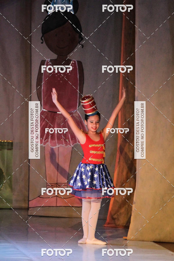 Buy your photos of the eventEspetculo  A fbrica de brinquedos   Ballet Espao de dana Carla Coyado on Fotop