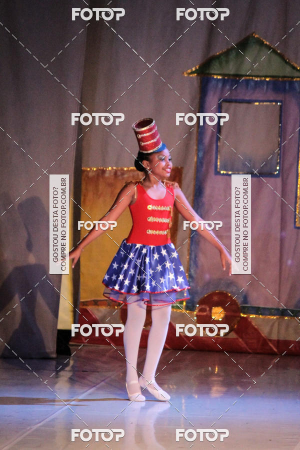 Buy your photos of the eventEspetculo  A fbrica de brinquedos   Ballet Espao de dana Carla Coyado on Fotop