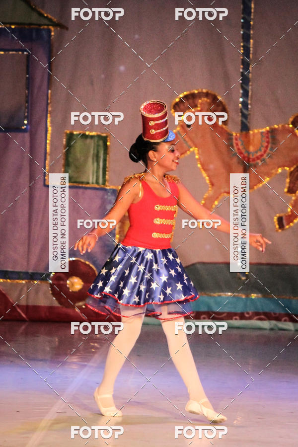 Buy your photos of the eventEspetculo  A fbrica de brinquedos   Ballet Espao de dana Carla Coyado on Fotop