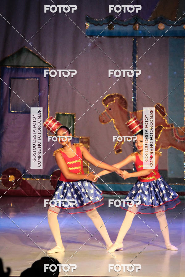 Buy your photos of the eventEspetculo  A fbrica de brinquedos   Ballet Espao de dana Carla Coyado on Fotop