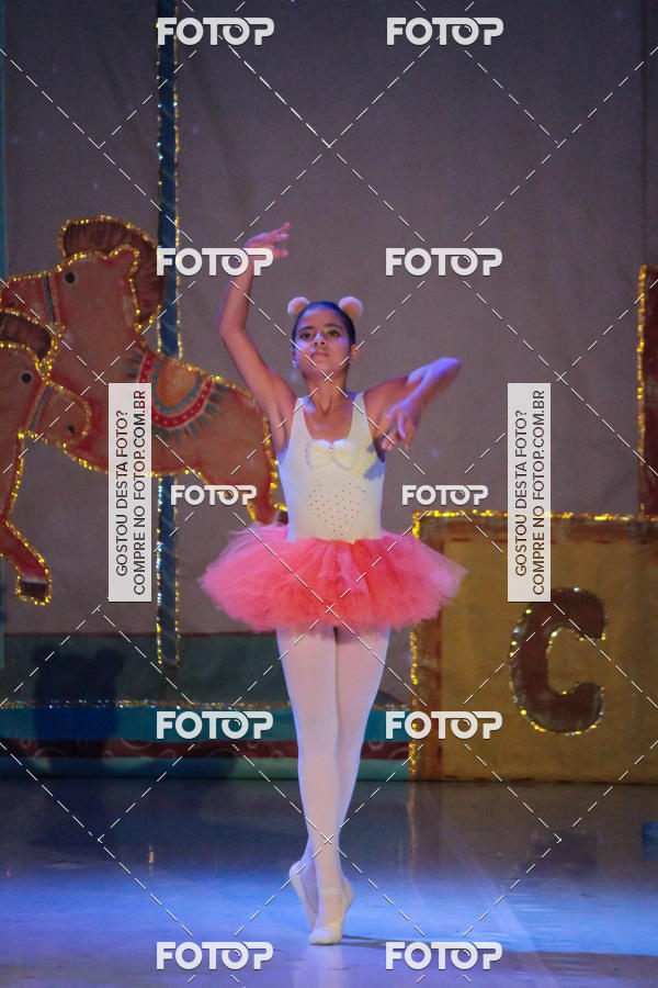 Buy your photos of the eventEspetculo  A fbrica de brinquedos   Ballet Espao de dana Carla Coyado on Fotop