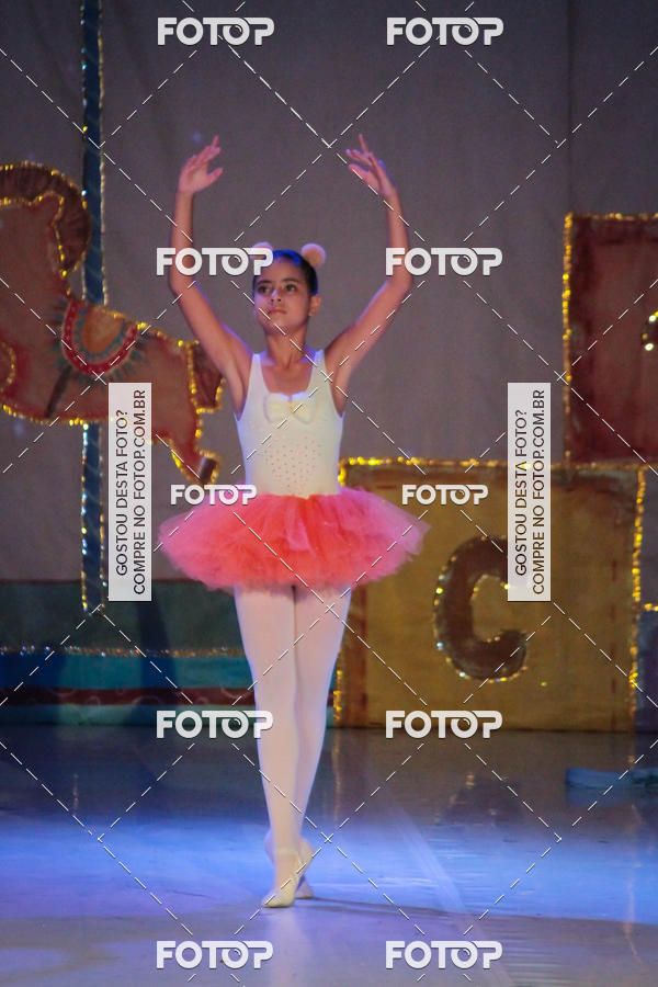Buy your photos of the eventEspetculo  A fbrica de brinquedos   Ballet Espao de dana Carla Coyado on Fotop