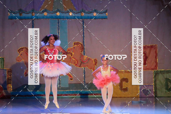 Buy your photos of the eventEspetculo  A fbrica de brinquedos   Ballet Espao de dana Carla Coyado on Fotop