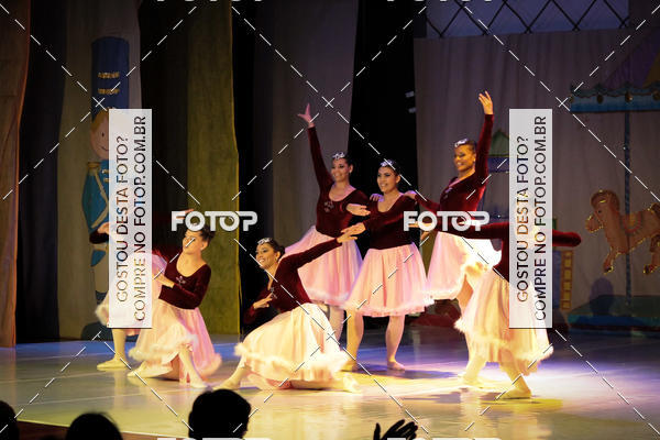 Buy your photos of the eventEspetculo  A fbrica de brinquedos   Ballet Espao de dana Carla Coyado on Fotop
