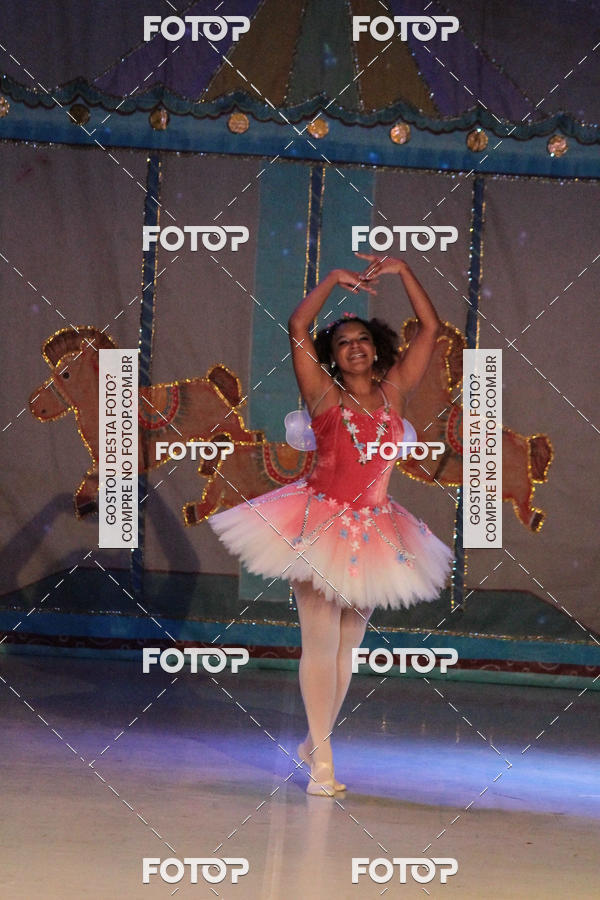 Buy your photos of the eventEspetculo  A fbrica de brinquedos   Ballet Espao de dana Carla Coyado on Fotop