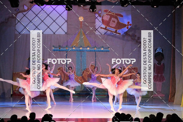 Buy your photos of the eventEspetculo  A fbrica de brinquedos   Ballet Espao de dana Carla Coyado on Fotop