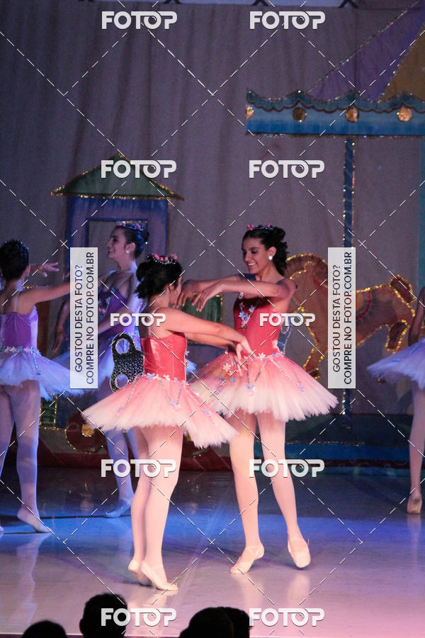 Buy your photos of the eventEspetculo  A fbrica de brinquedos   Ballet Espao de dana Carla Coyado on Fotop