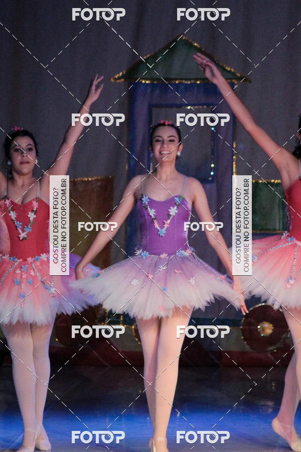 Buy your photos of the eventEspetculo  A fbrica de brinquedos   Ballet Espao de dana Carla Coyado on Fotop