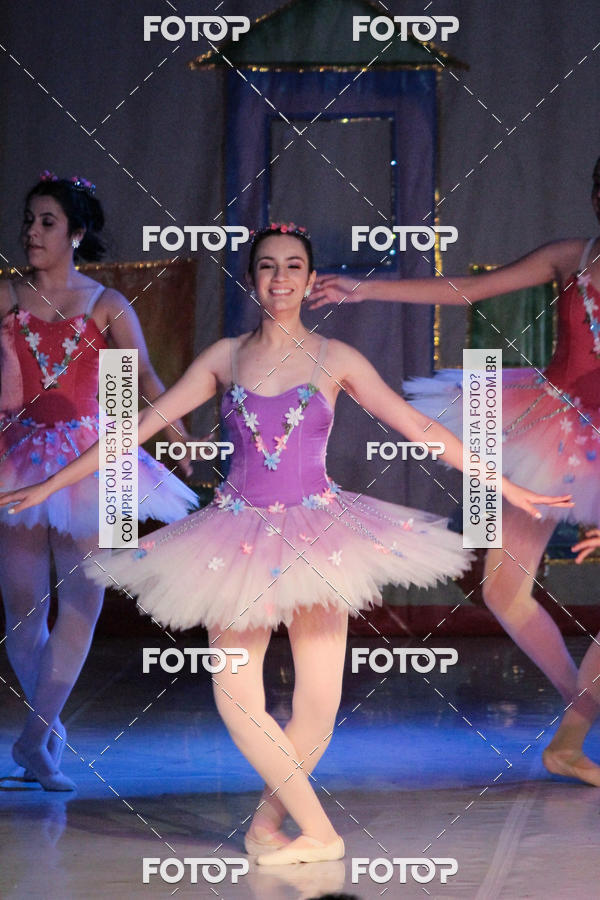 Buy your photos of the eventEspetculo  A fbrica de brinquedos   Ballet Espao de dana Carla Coyado on Fotop