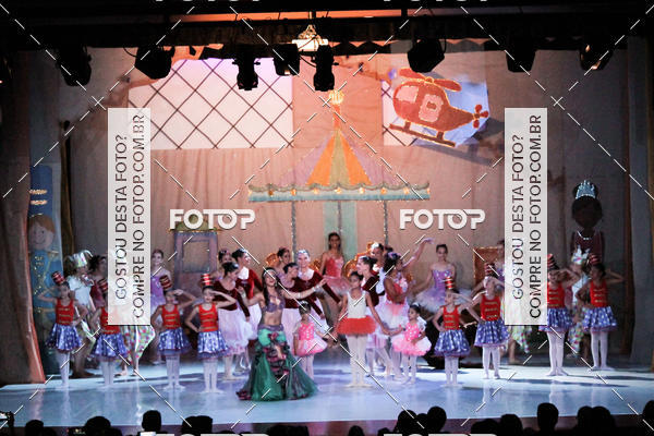 Buy your photos of the eventEspetculo  A fbrica de brinquedos   Ballet Espao de dana Carla Coyado on Fotop